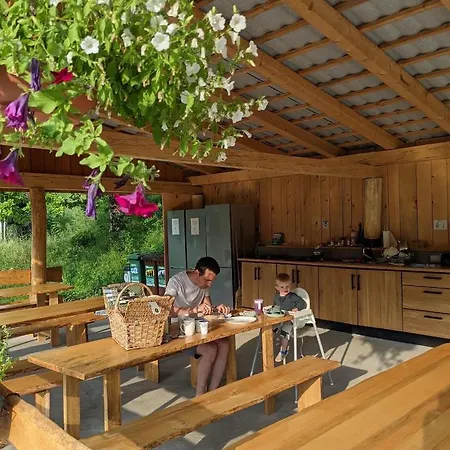 Luksuzni šotor Glamping Gozdna Jasa Bovec