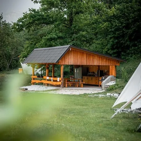 Glamping Gozdna Jasa