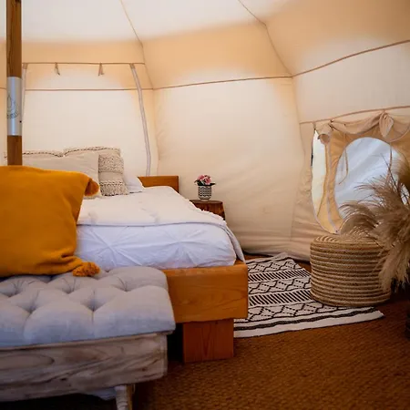 Glamping Gozdna Jasa אוהל מפואר *