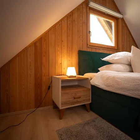 Glamping Gozdna Jasa Luxury tent Bovec
