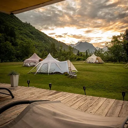 Luksusowy namiot Glamping Gozdna Jasa