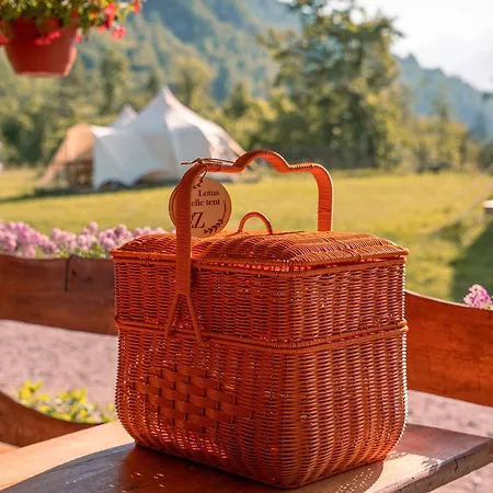 Glamping Gozdna Jasa Luxury tent Bovec