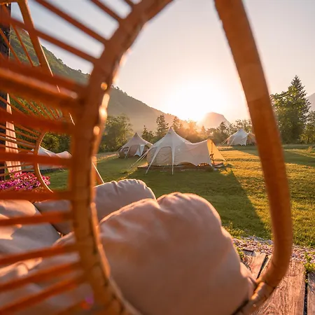 Glamping Gozdna Jasa Bovec