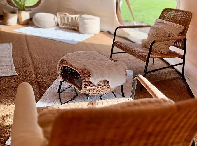 Glamping Gozdna Jasa 럭셔리텐트 보베츠