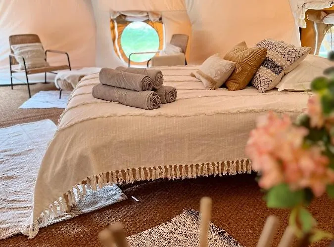 럭셔리텐트 Glamping Gozdna Jasa 보베츠