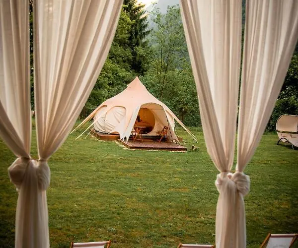 럭셔리텐트 Glamping Gozdna Jasa