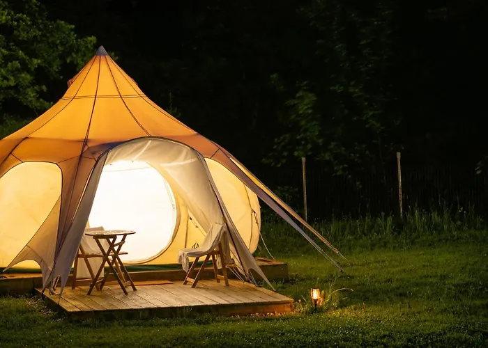 Glamping Gozdna Jasa 럭셔리텐트 *