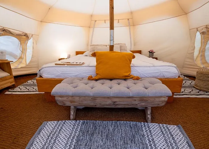 Glamping Gozdna Jasa * 보베츠