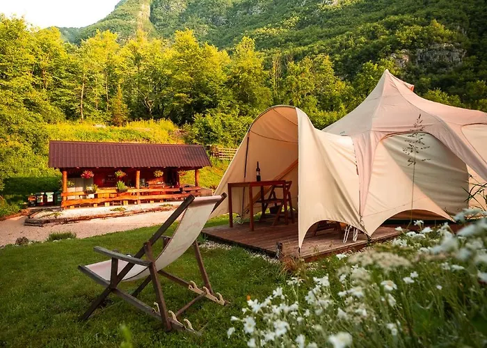 Glamping Gozdna Jasa 럭셔리텐트
